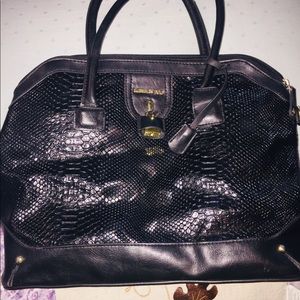 Black London Fog handbag